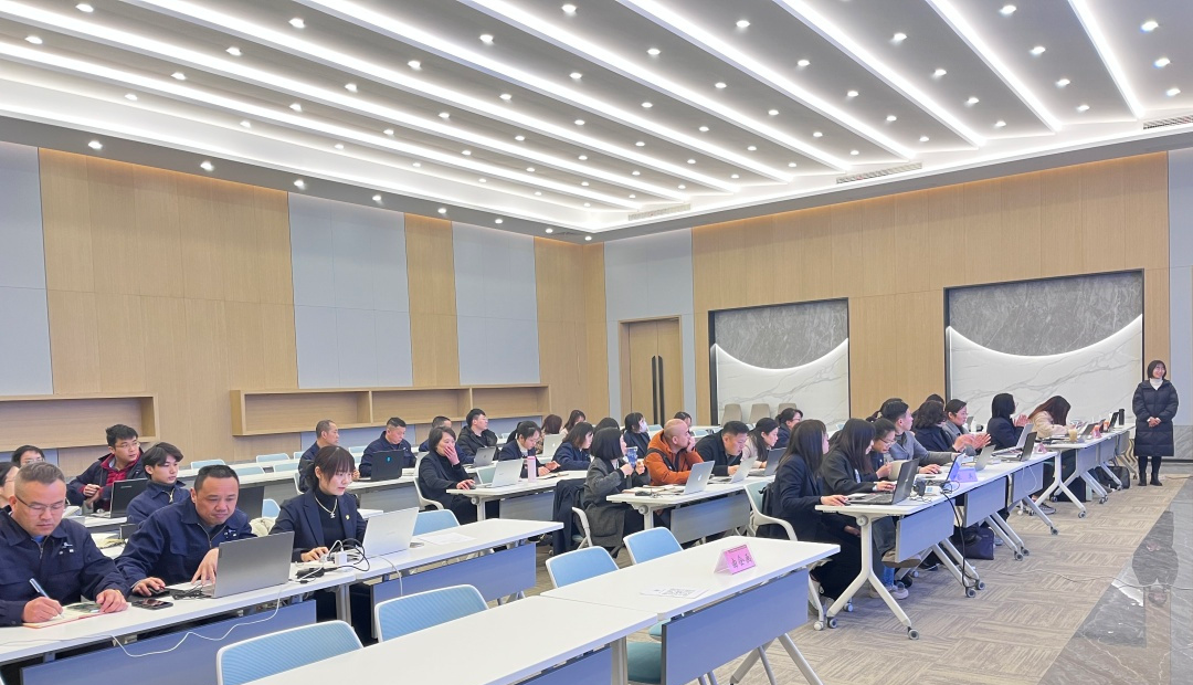 ѧ���� ������|�౦����-ȫ�����ȵĵ羺����ƽ̨���ſ�չofficeר����ѵ