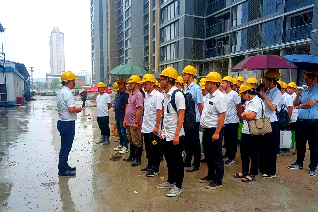 ����̽�� ��ı��չ|�౦����-ȫ�����ȵĵ羺����ƽ̨װ����֯�����ֳ���Ħ��